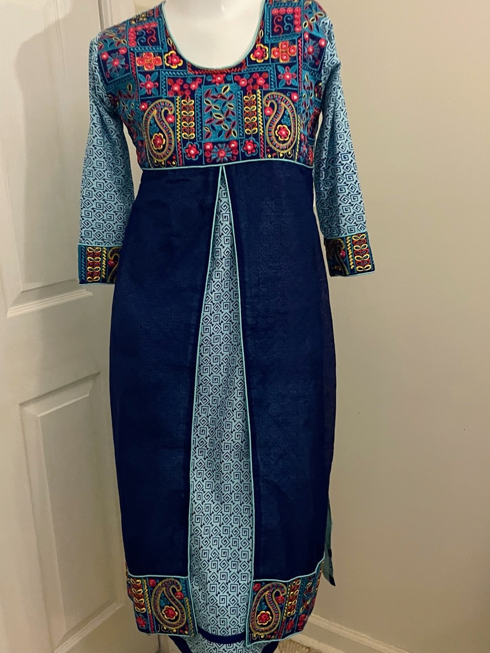 Embroidered Navy & Light Blue Women's Kurta - Stylish Ethnic Tunic